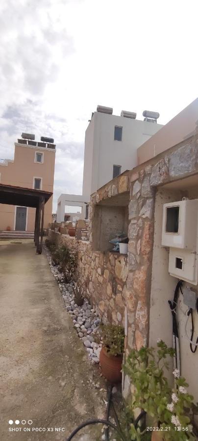 Diamond Deluxe Apartments Pool&Bar ماستيخاري المظهر الخارجي الصورة