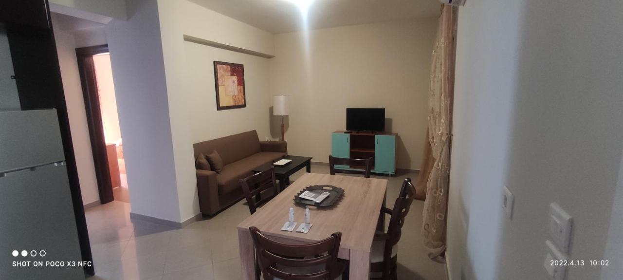 Diamond Deluxe Apartments Pool&Bar ماستيخاري المظهر الخارجي الصورة