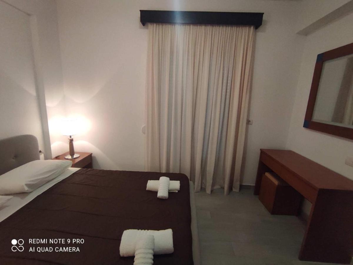 Diamond Deluxe Apartments Pool&Bar ماستيخاري المظهر الخارجي الصورة